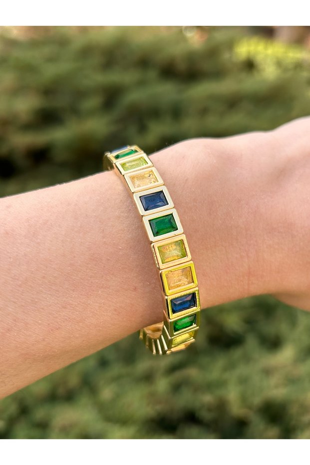 Anti Allergic Domino Anti-Tarnish Gold Emerald Stone Women's Bracelet