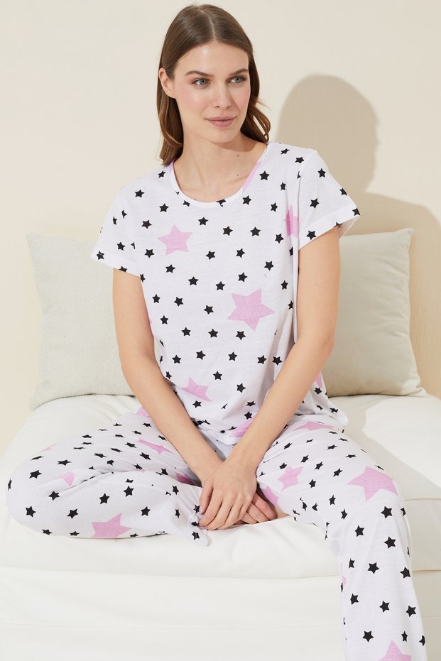 White Colored Star Pattern Knitted Pajamas Set