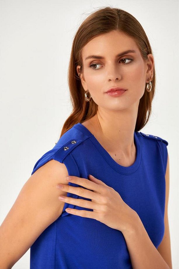 Omuzu Apoletli ve Düğmeli Double Kol Bluz 024-1029 - 4