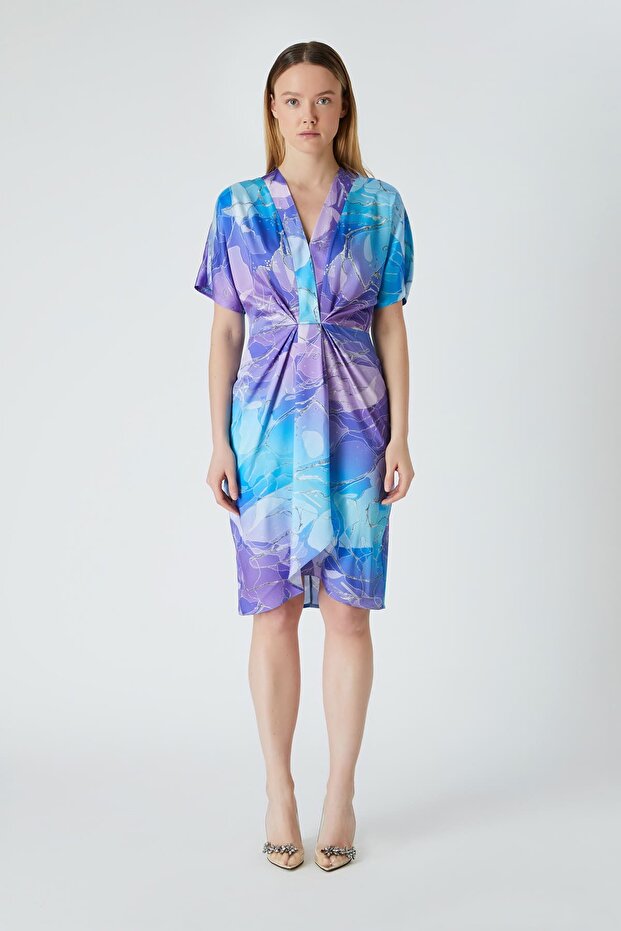 Soyut desenli elbise - 1