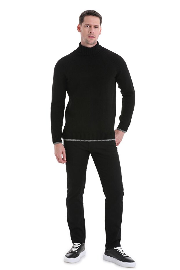 Siyah Regular Fit Düz Balıkçı Yaka Triko Kazak - 2