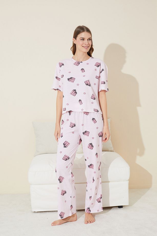 pembe hediye kutusu desenli Örme Pijama Takım - 2