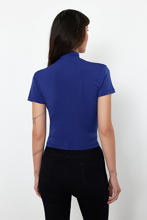 Saks Büzgü/Drape Detaylı Fitted/Vücuda Oturan Kısa Kollu Dik Yaka Esnek Örme Bluz TWOSS24BZ00426 - 6