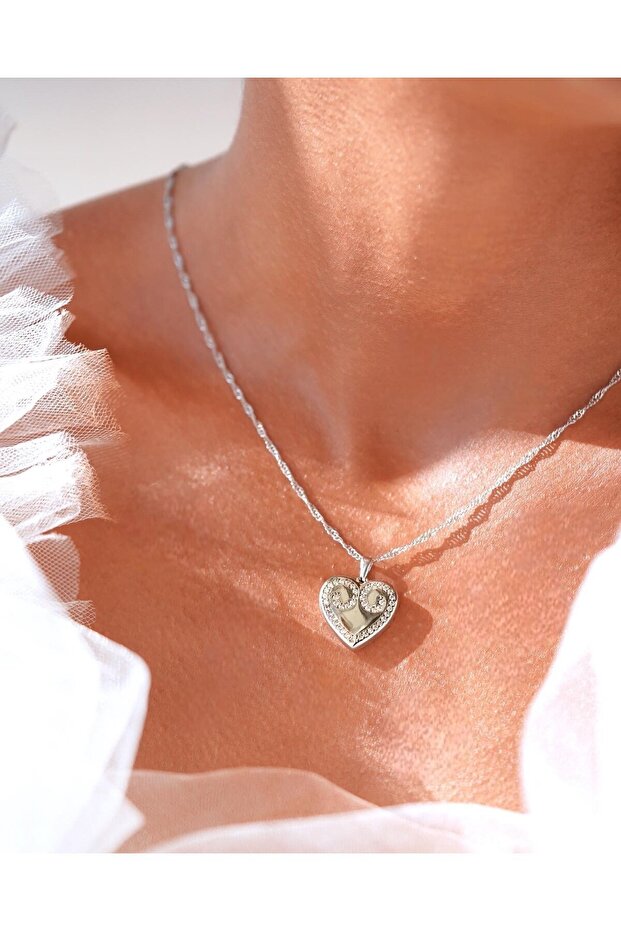 Nutcracker Princess Clara Necklace with Heart-Shaped Steel Pendant