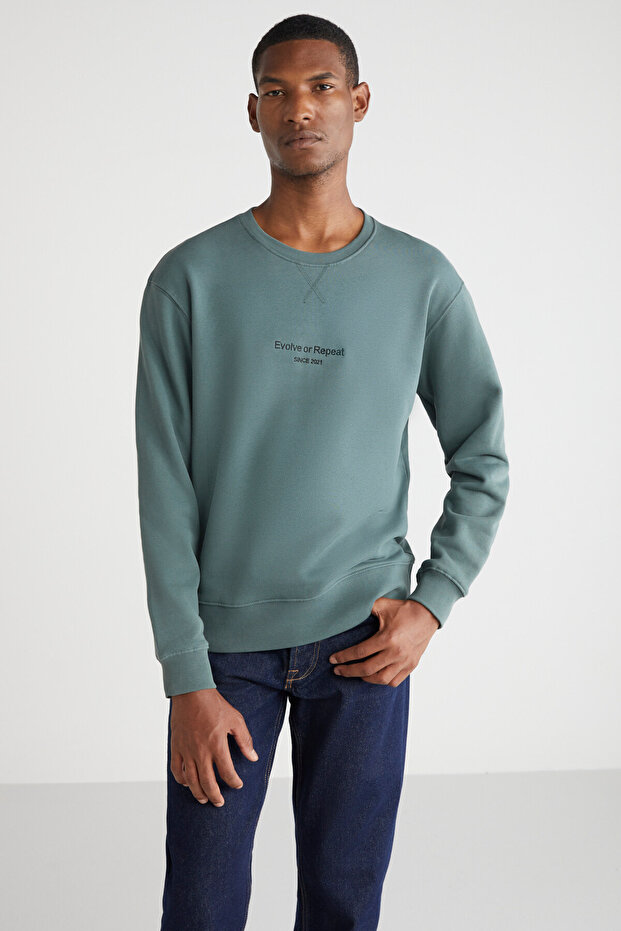Olivier Men's Regular Fit Green Sweatshirt with Embroidery on the Front