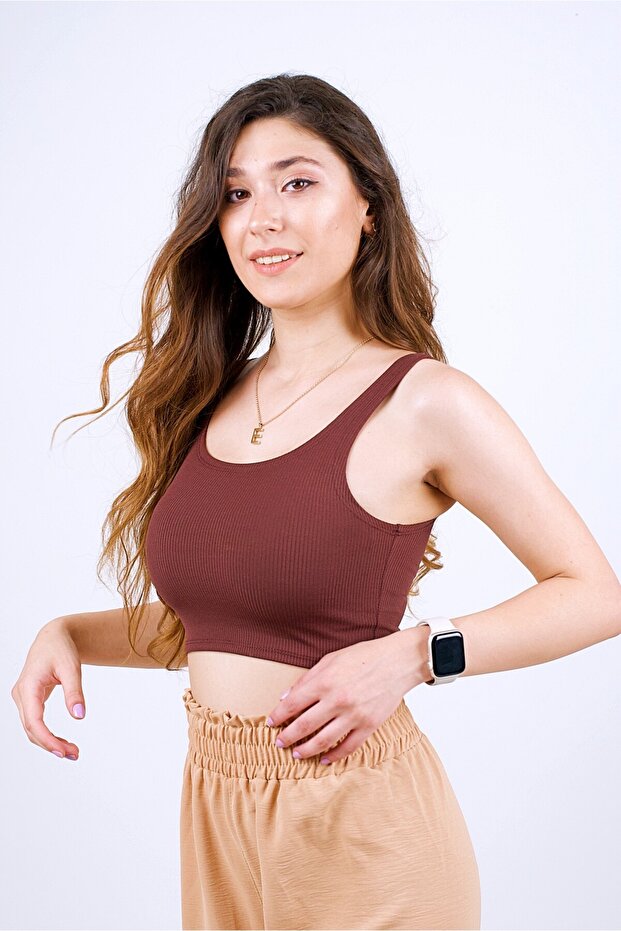 رقبة مربعة بوستير قصير - 4