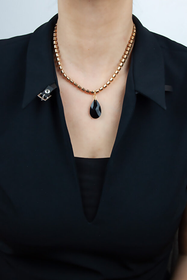 Black Crystal Pendant Bronze Color Necklace