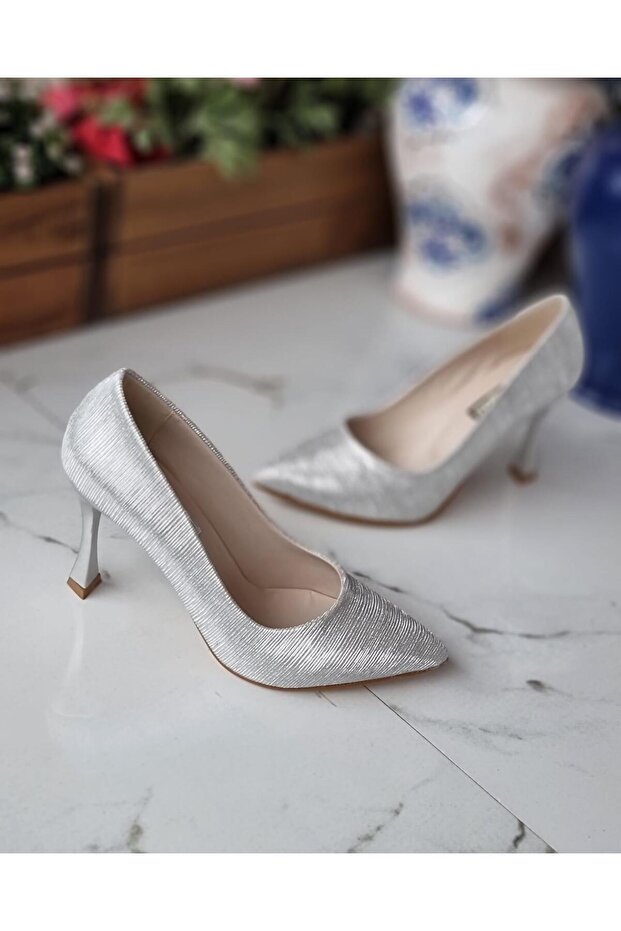 9246 Women's Silvery 6 cm Goblet Heel Stiletto