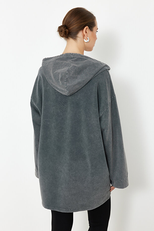 Antrasit Asit Yıkamalı Kapüşonlu Oversize Örme Sweatshirt TCTSS24TW00006 - 6