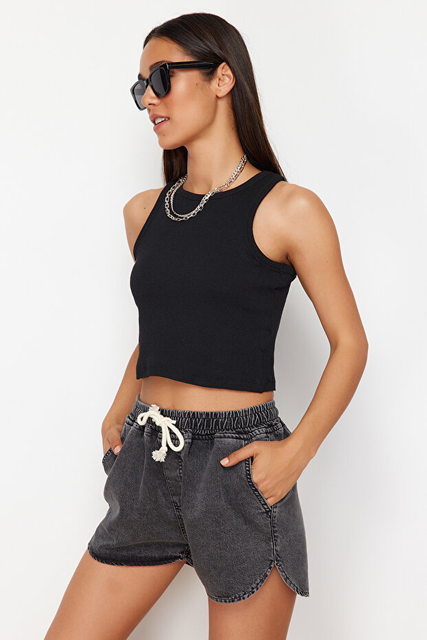 Siyah Lastikli Bel Yüksek Bel Denim Şort TWOSS24SR00133 - 1