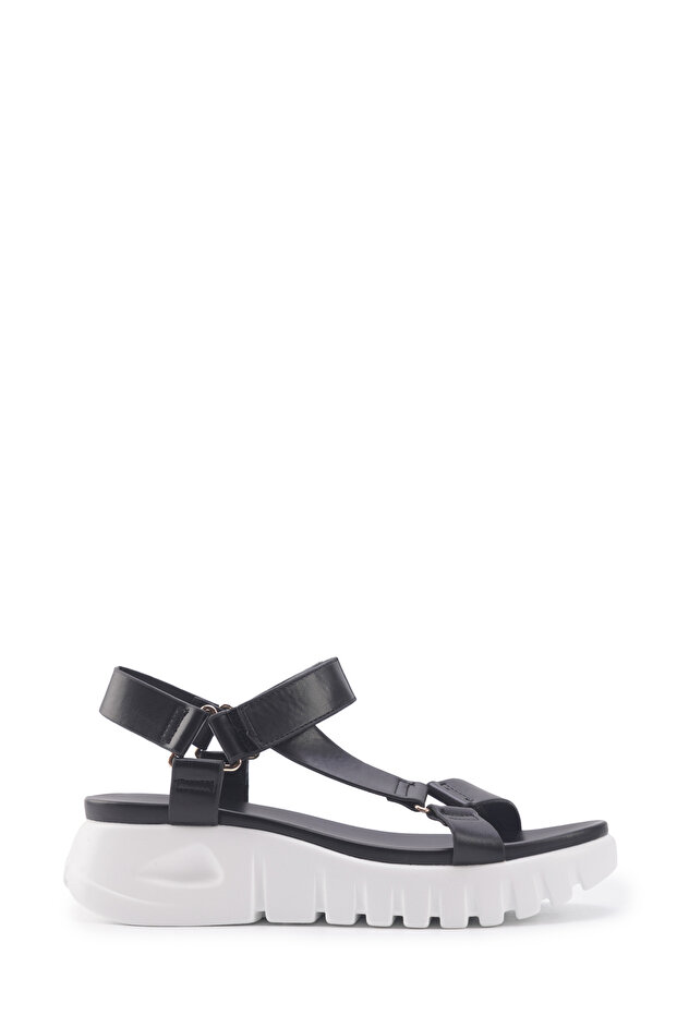 323633 .Z 4Fx Black Women's Sports Sandals