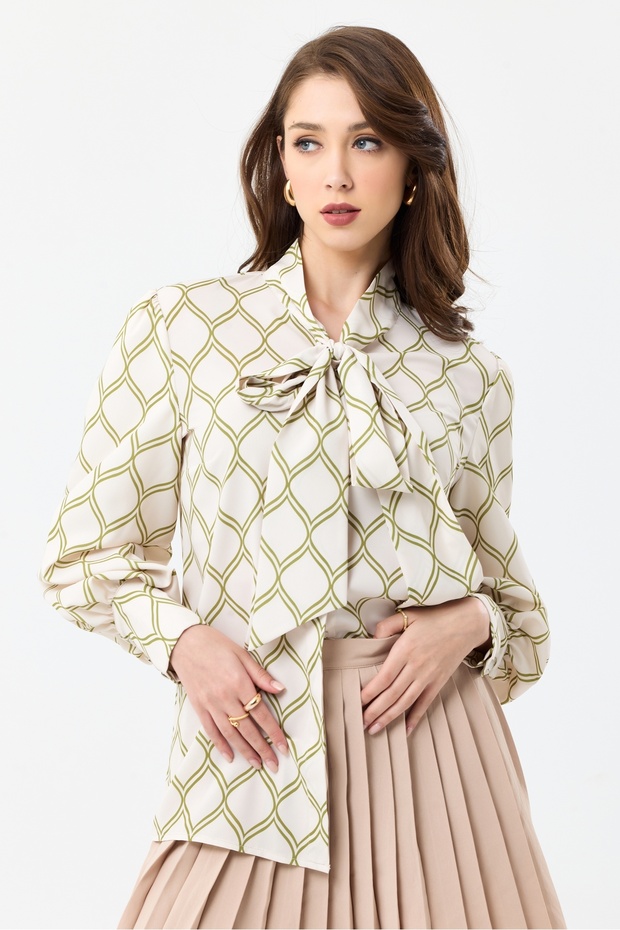 Women's Scarf Patterned Balloon Sleeve Oversize Blouse Shirt with Shoulder Gather Detail