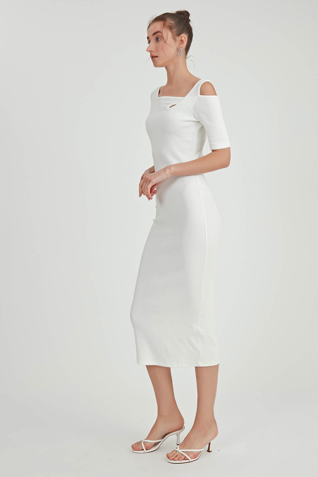 Omuz Detaylı Uzun Örme Elbise - 4