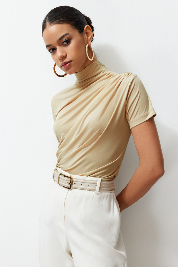 Taş Büzgü/Drape Detaylı Fitted/Vücuda Oturan Kısa Kollu Dik Yaka Esnek Örme Bluz TWOSS24BZ00426 - 3