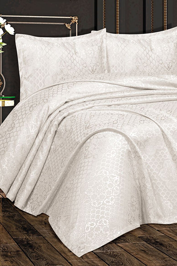 Jade Jacquard Channel Double Bed Cover