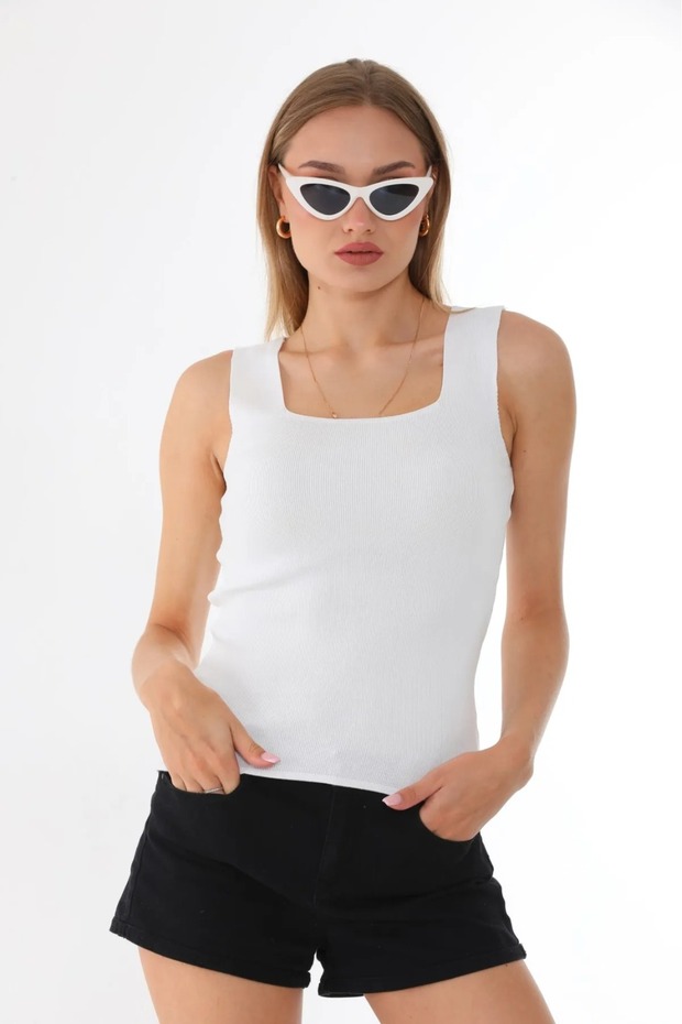 Plus Size Square Collar Athlete - 2