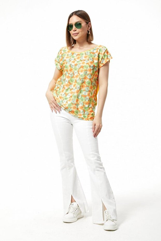 Çiçekli T-shirt - 3