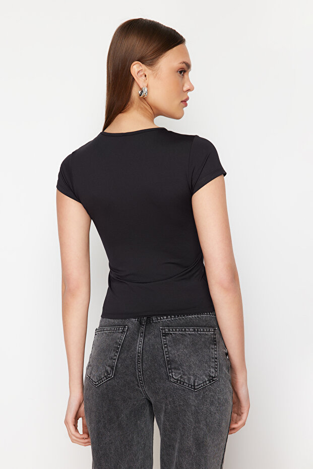 Siyah Poliamid Kısa Kol Bisiklet Yaka Fitted/Vücuda Oturan Örme T-Shirt TWOSS24TS00238 - 6