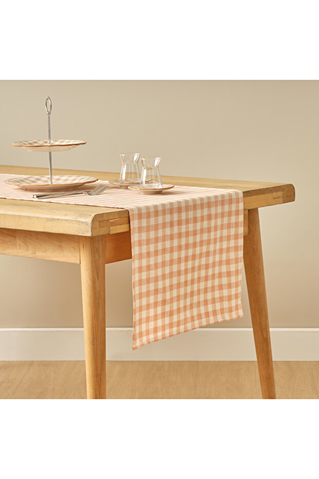 Pavia Runner Salmon (50X150 cm)