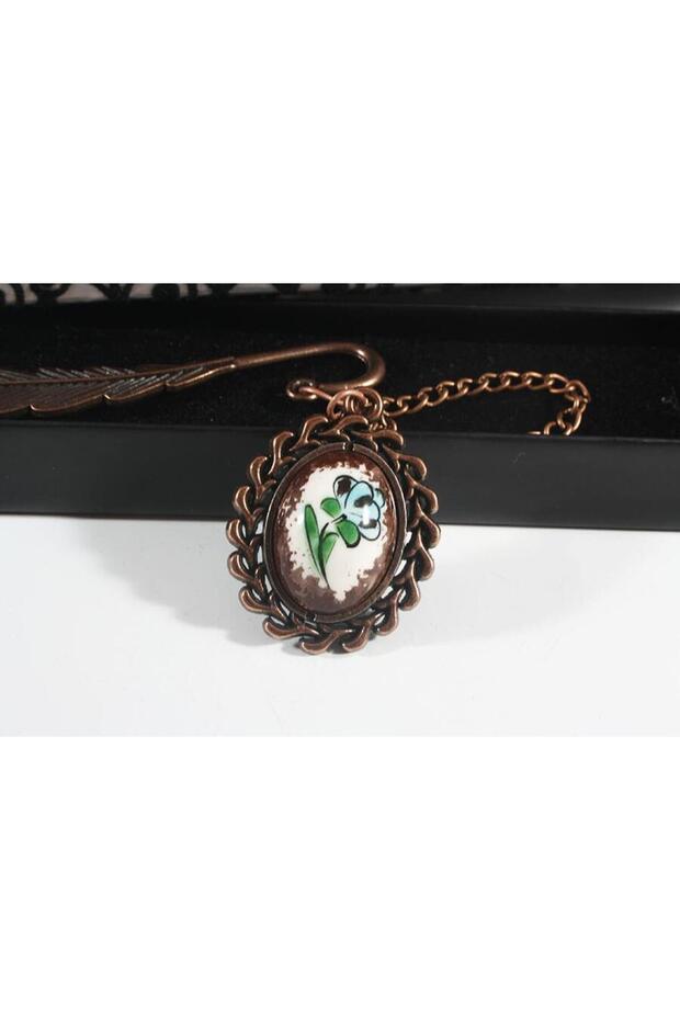 بلاط البرسيم الفيروزي - إشارة مرجعية - 1