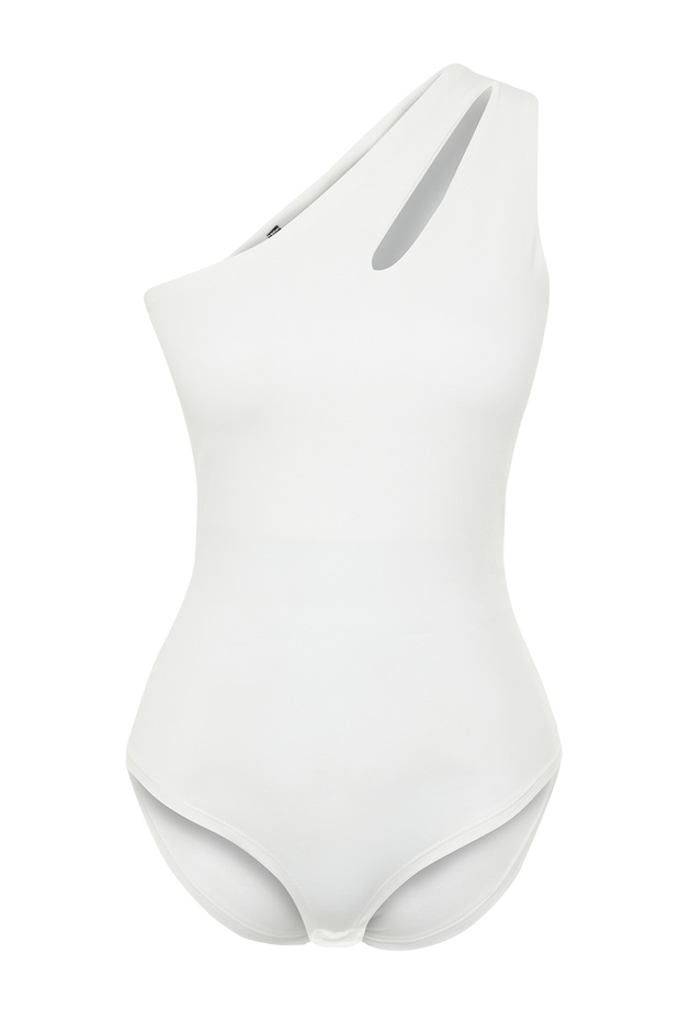 Beyaz Asimetrik Yaka Cut Out Detaylı Alttan Çıtçılı Örme Body TWOSS23BD00014 - 7