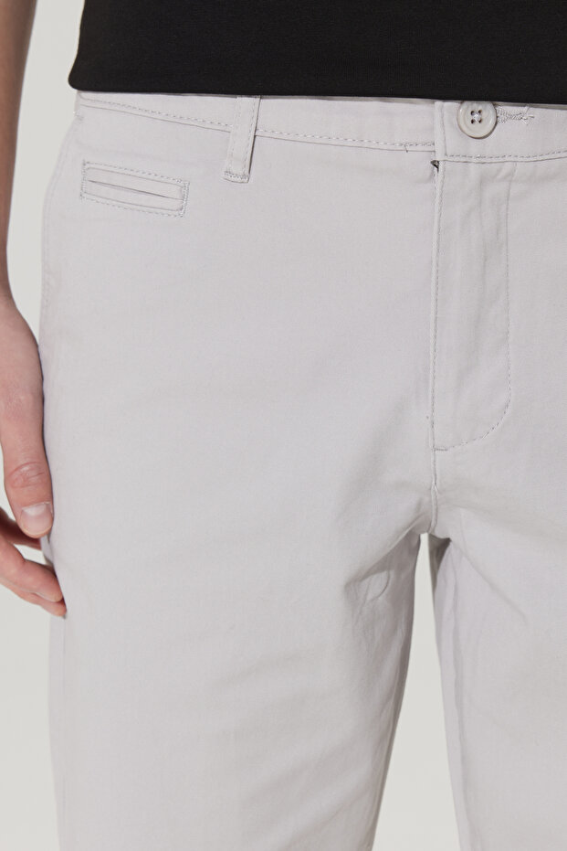 Slim Fit Dar Kesim Yan Cepli Chino Şort - 6