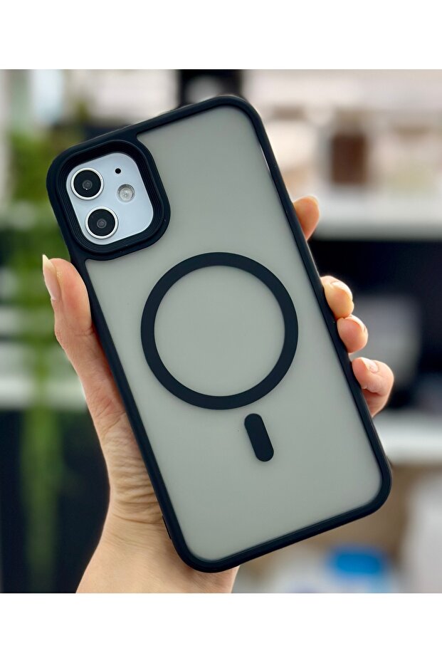 Iphone 11 Uyumlu Mat Siyah Magsafe Özellikli Darbe Önleyici Şeffaf Silikon Kılıf - 8