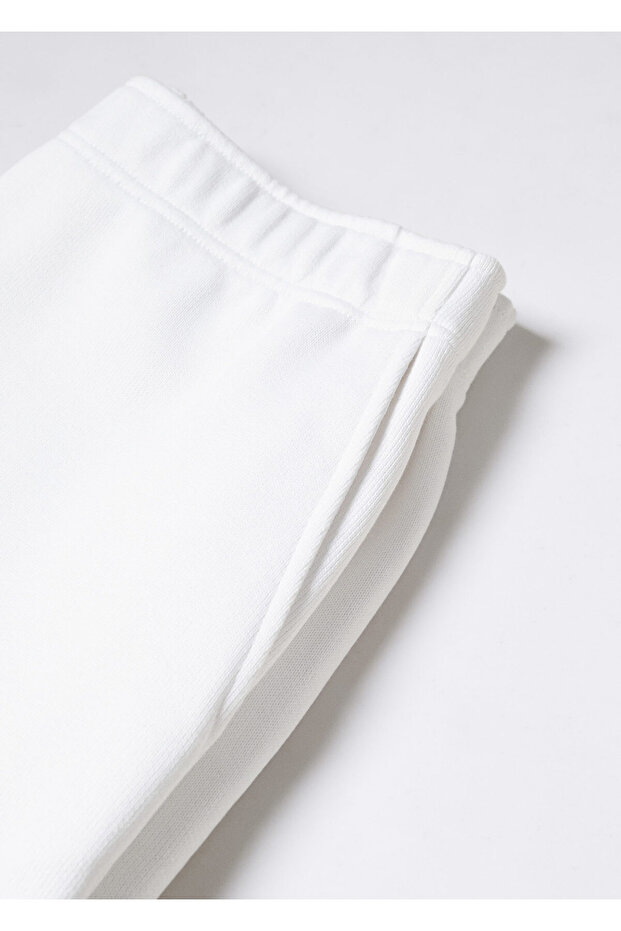 Beyaz Kadın Şort 57091179 - 7