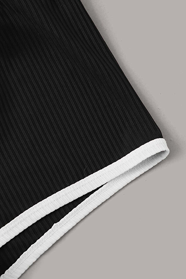 Kadın Siyah Şortlu Beyaz Croplu Gecelik Takımı - 4