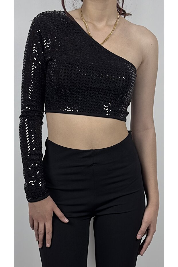 بلوزة بأكمام واحدة مطرزة - 1