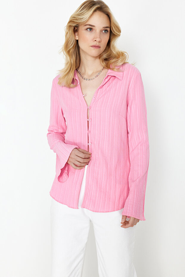 Açık Pembe Dokulu Fitted Bele Oturan Dokuma Gömlek TWOSS24GO00002 - 3
