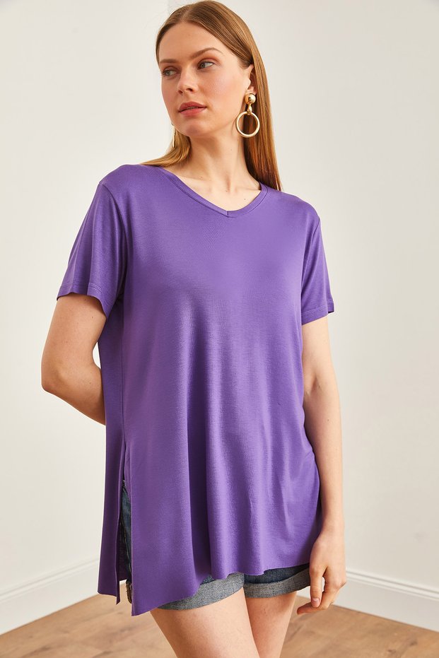 Women's Purple V-Neck Side Slit Flowy Loose T-Shirt Tsh- 19000582