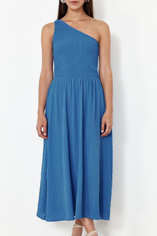 Saks Belden Açılan Üst Bedeni Gipeli Tek Omuz Midi Dokuma Elbise TWOSS23EL01830 - 6