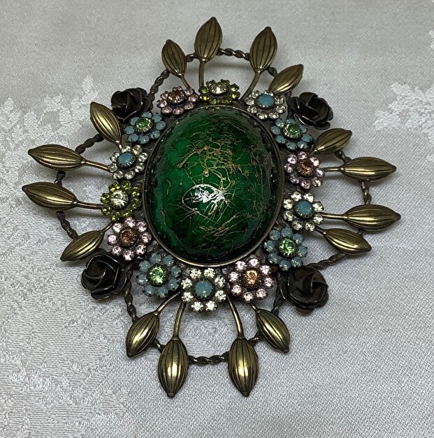 Yaka ignesi broş - 1