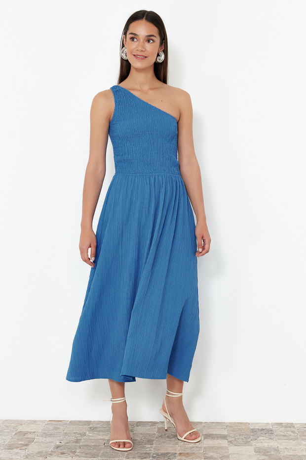 Saks Belden Açılan Üst Bedeni Gipeli Tek Omuz Midi Dokuma Elbise TWOSS23EL01830 - 4