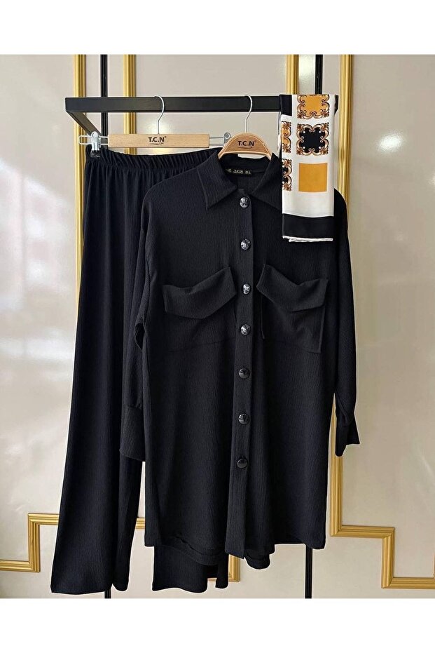 Double Pocket Buttoned Summer Suit