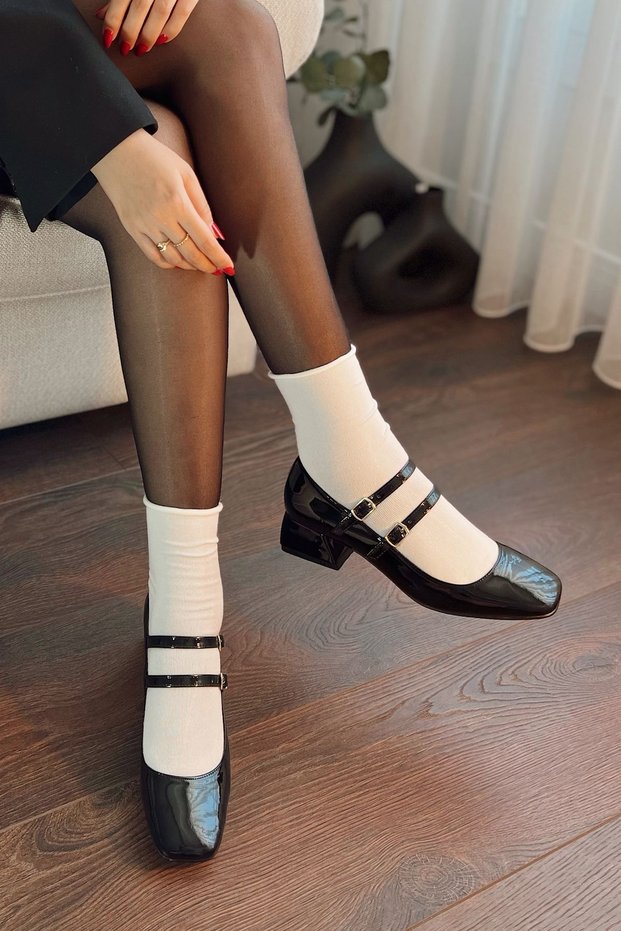 Women's Mary Jane Black Patent Leather Closed Back Double Tape Square Toe Helmet Short Block Heeled Shoes