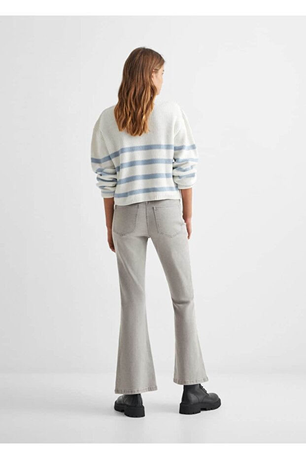 Buttoned flared jeans - 4
