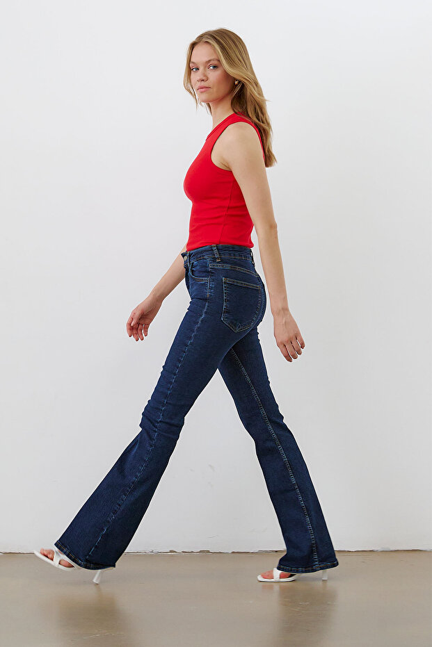 Bootscut Jeans - 1