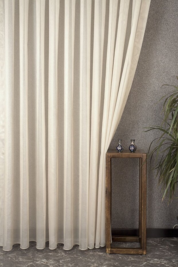 Etamine Tulle Curtain Beige 1-2 Spike Battery
