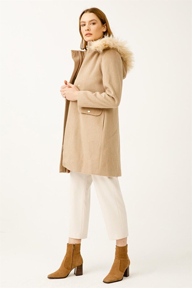 Yün Kumaş Fermuar Kapamalı Kapişonlu Kaban Camel - 1