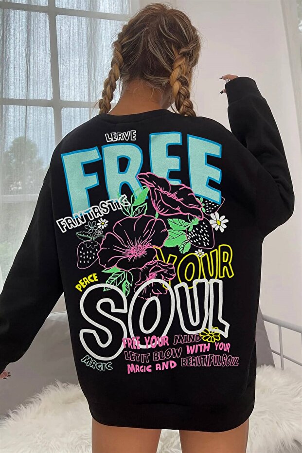 Women's Black Free Your Soul Printed 3 Thread Raised Casual Loose Cut Oversize Boyfriend Sweatshirt