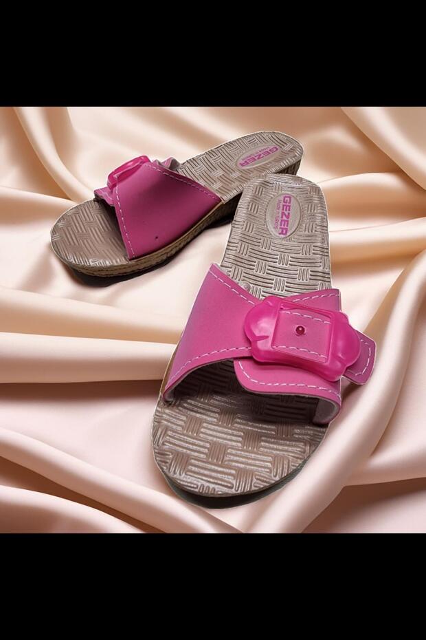 Children's Straw Look Pink Buckle Home and Outdoor Slippers