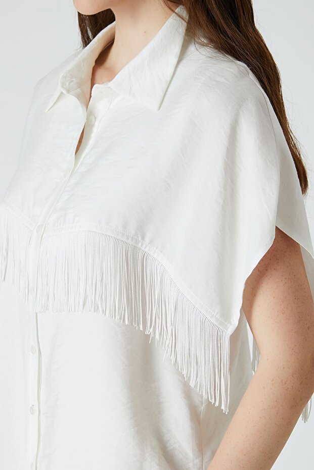 Beyaz saçaklı gömlek - 4