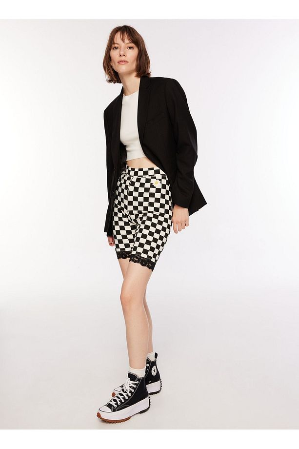 Normal Siyah Kadın Şort VN00074SBLK1 OVERSIZED FLORAL LE - 2