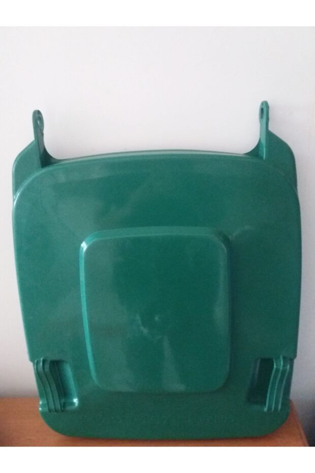 240 Lt Capacity Garbage Container Lid - 1