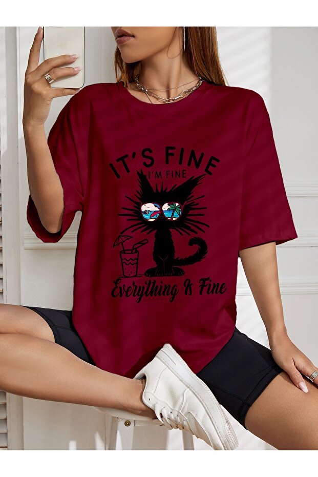 Oversize IT'S Fine (cat) printed T-shirt