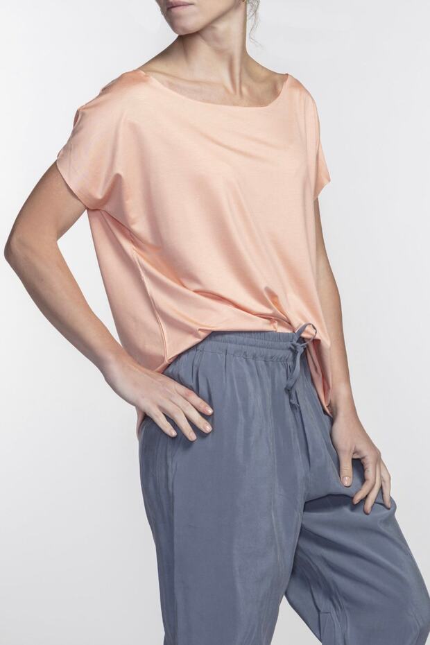 Eileen Kayık Yaka Viskon Pudra Rengi Basic T-shirt - 1