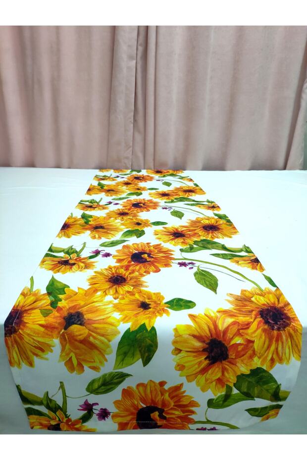 Ayçiçeği Desenli Runner - 1