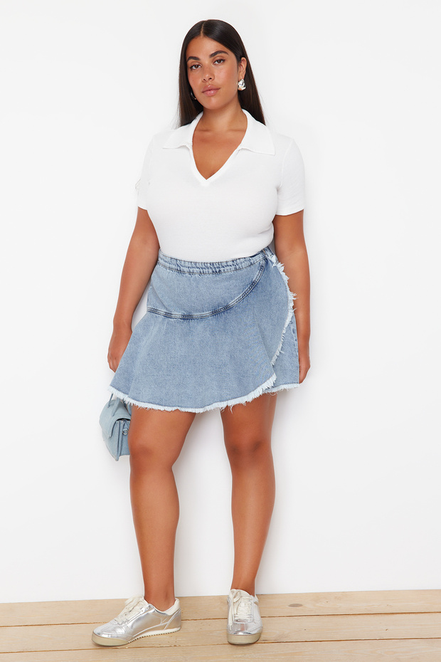 Açık Mavi Volan Detaylı Mini Denim Şort Etek TBBSS24AP00027 - 1